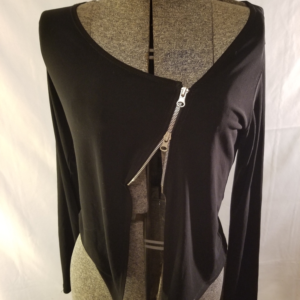 Black Asymmetrical Zipper Crop Top